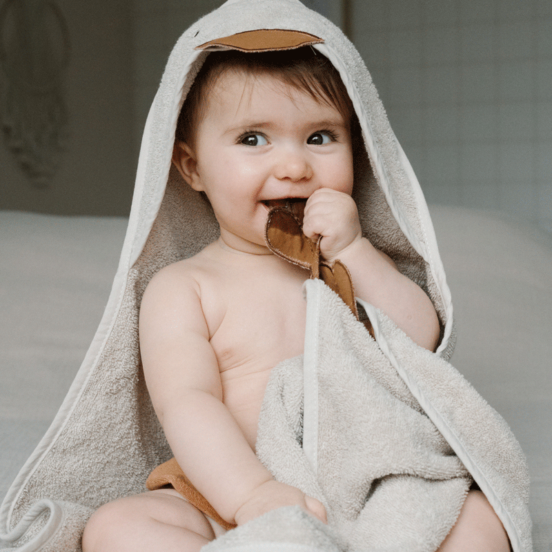 idée cadeau bébé fille cape de bain originale